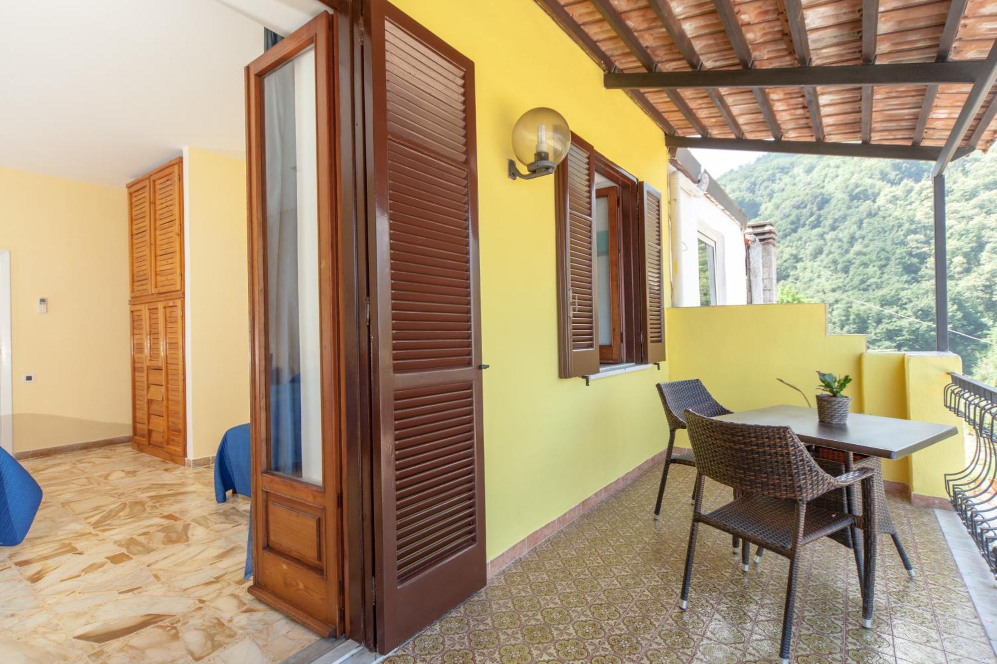 Hotel Ape Regina Casamicciola Terme Szoba fotó