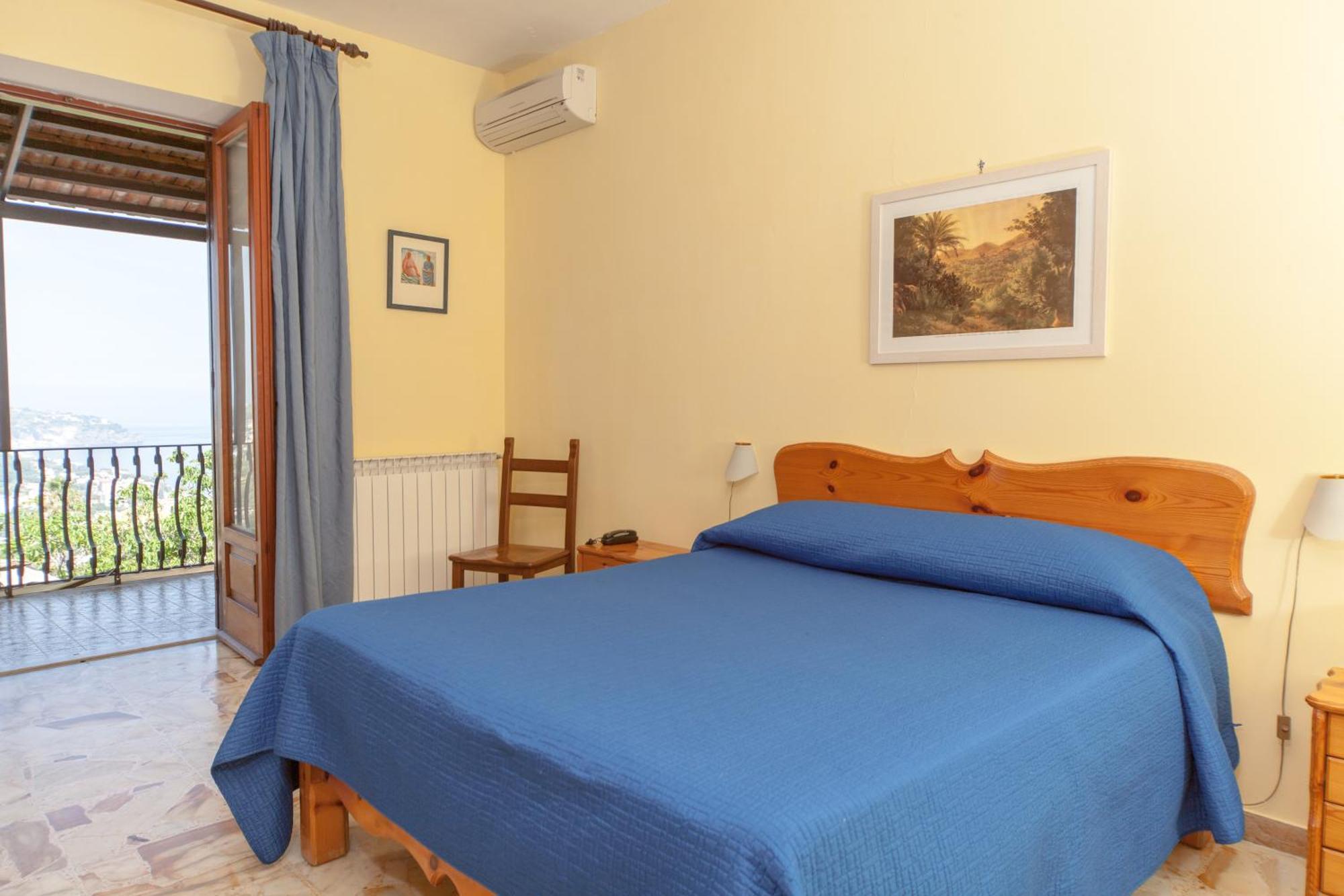 Hotel Ape Regina Casamicciola Terme Szoba fotó