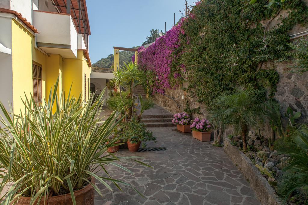 Hotel Ape Regina Casamicciola Terme Kültér fotó
